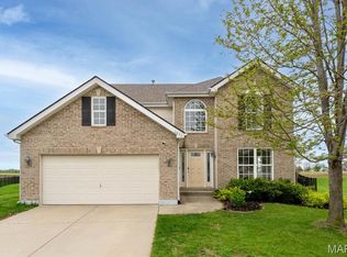 6833 Brandywine Ct, Fairview Heights, IL 62208