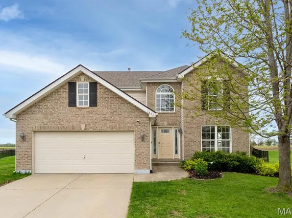 6833 Brandywine Ct, Fairview Heights, IL 62208