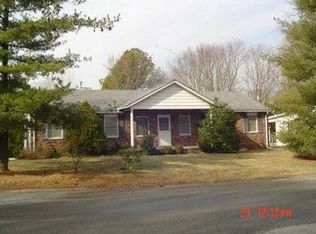 827 Melody Ln, Herrin, IL 62948