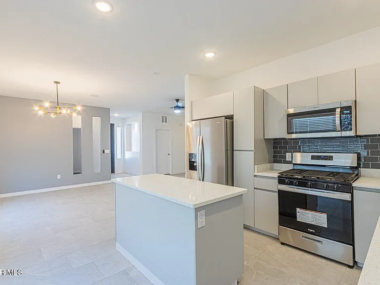 15168 Composition Ave — Photo 14