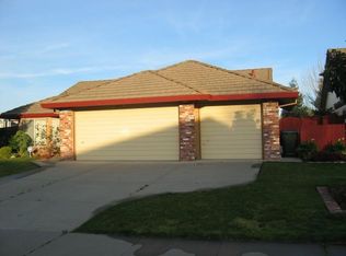 8525 Brentwick Way, Sacramento, CA 95823