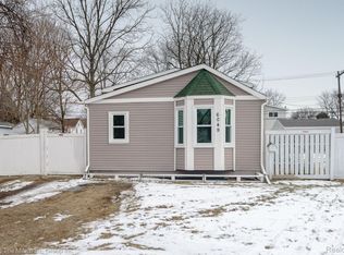 6049 Michael St, Taylor, MI 48180