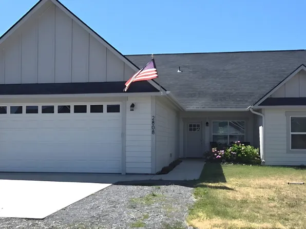 2808 Athens Ct, La Grande, OR 97850