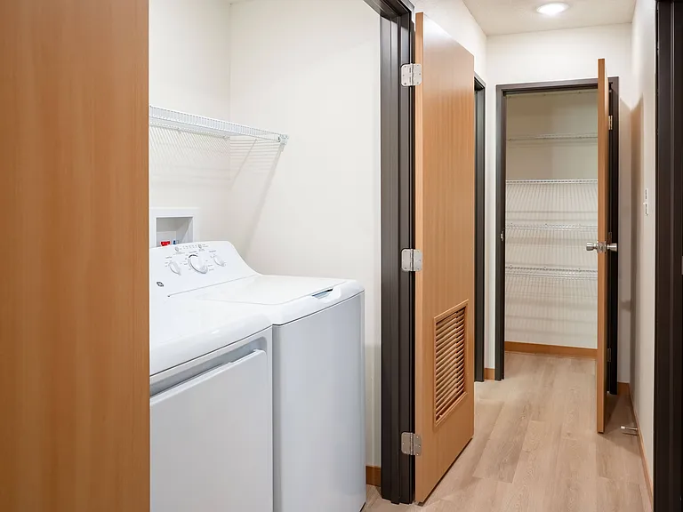 Cherry Creek Apartments | 21E | Laundry