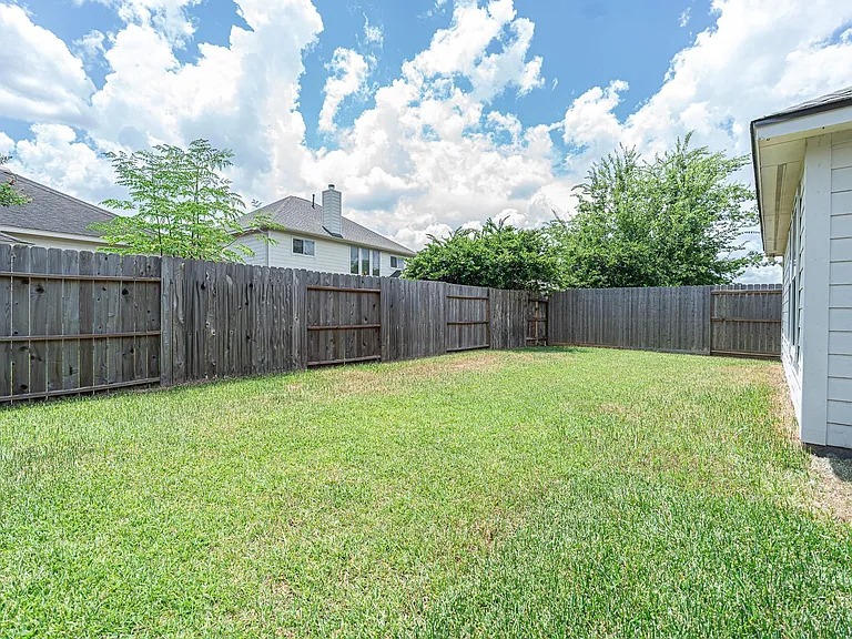 2111 Sailwind Dr — Photo 25