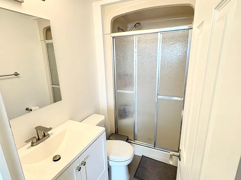 744 Wonderland Rd S #1206 — Photo 11