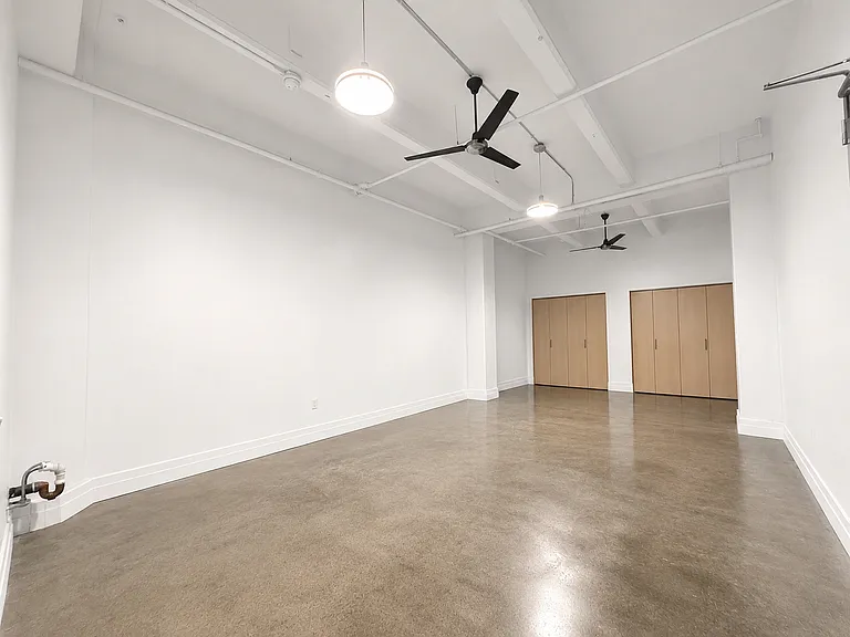 150 Bay Street — Photo 13