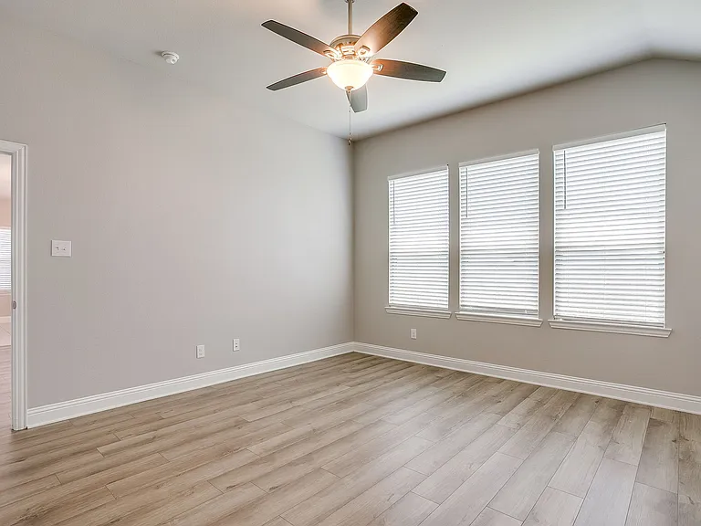 1448 Eagle Nest Dr — Photo 17