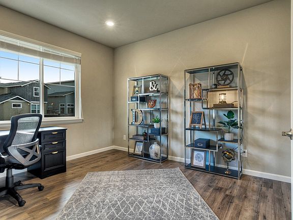 4th image of 13232 178th Avenue Ct E