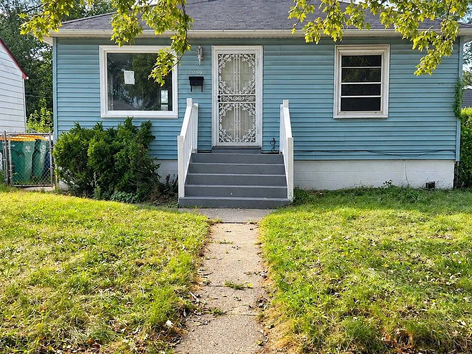 1954 McKinley St