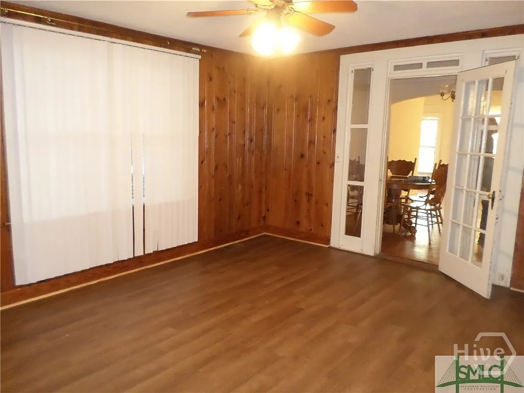 3 bed, 2.0 bath, 1724 sqft, $2,200 — Photo 4