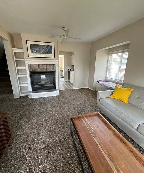 877 Pacific Dr — Photo 9