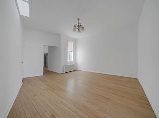 164 Newton St APT 4, Brooklyn, NY 11222