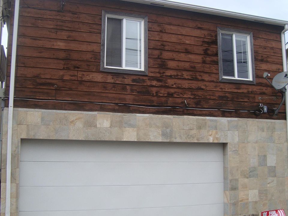 1st image of 2711 Vista Dr