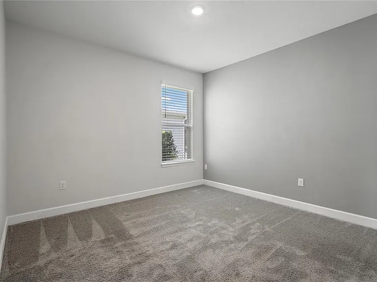 33875 Castaway Loop — Photo 33