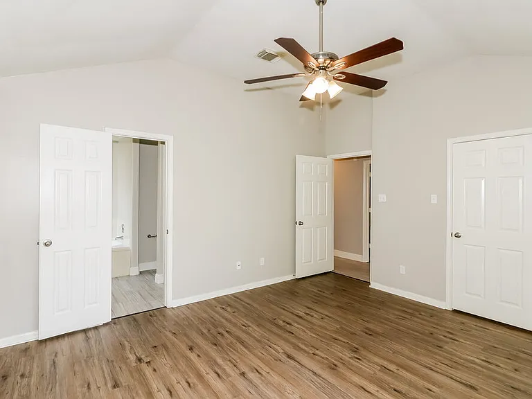 25235 Clover Ranch Dr — Photo 10