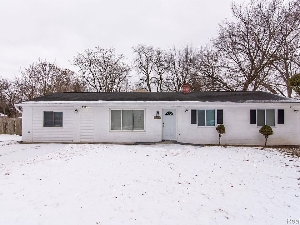 1st image of 3437 W Gracelawn Ave