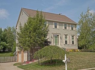 145 Pinehurst Dr, Cranberry Township, PA