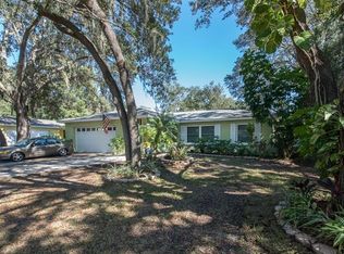 2215 Boxwood Way, Brandon, FL 33511