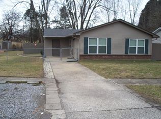 179 Miller Ave, Radcliff, KY 40160