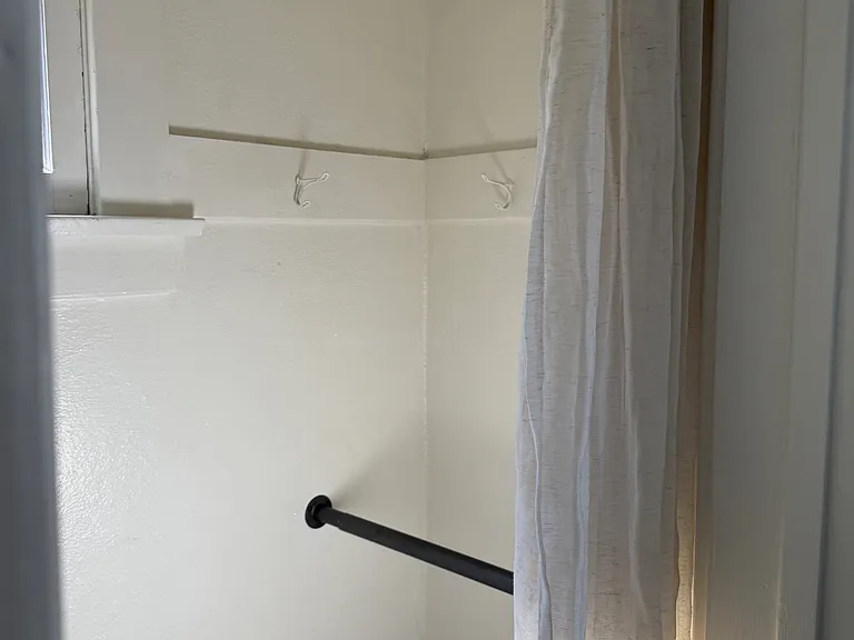 Whiting Ave. 204 W. - 206 — Photo 27