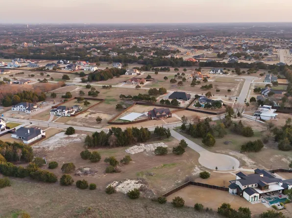 4930 Golden Bell Ln, Midlothian, TX 76065