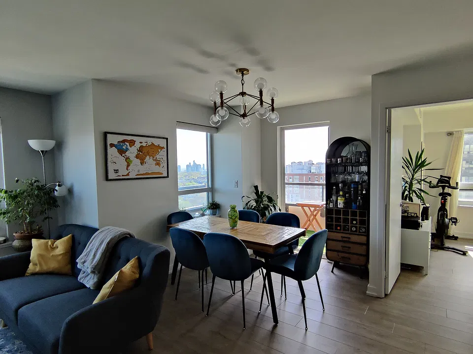 1410 Dupont St #1806