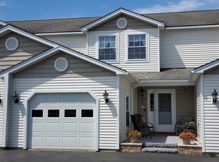 12 Cardinal Circle St, Saint Albans, VT 05478