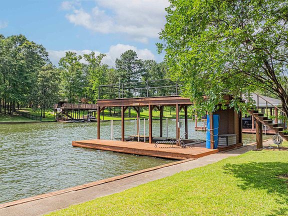 5th image of 370 Bass Creek Trl