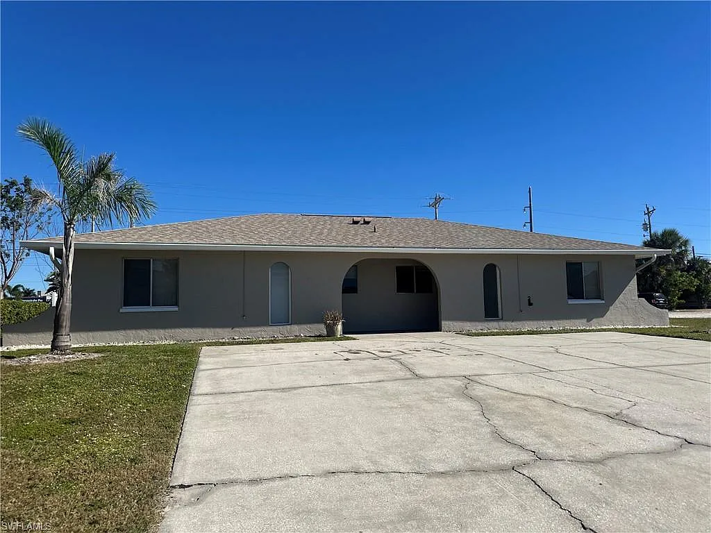 2 bed, 2.0 bath, 940 sqft, $1,500 — Photo 2