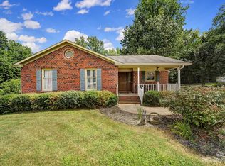 124 Dovewood Ln, Gastonia, NC 28056