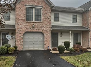 242 Saddle Ridge Dr, Harrisburg, PA 17110