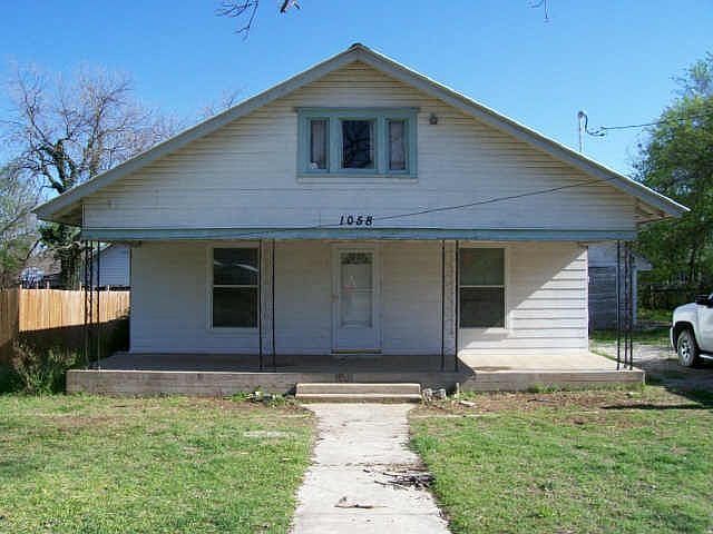 1st image of 1058 W McNeil St
