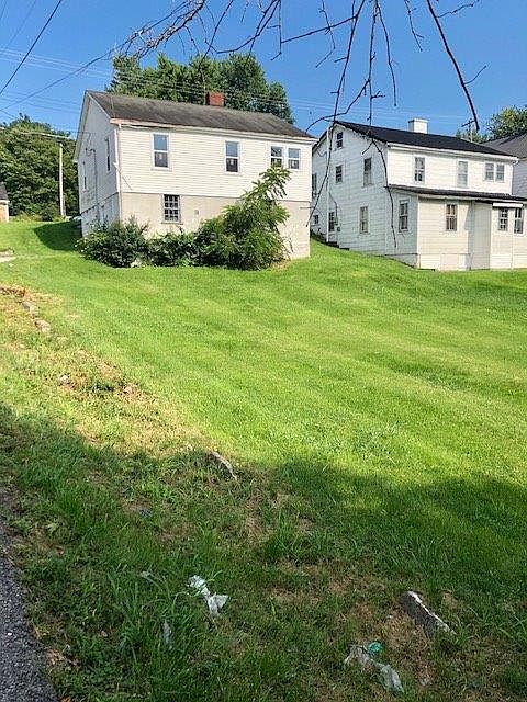 2nd image of 413 N 3rd St