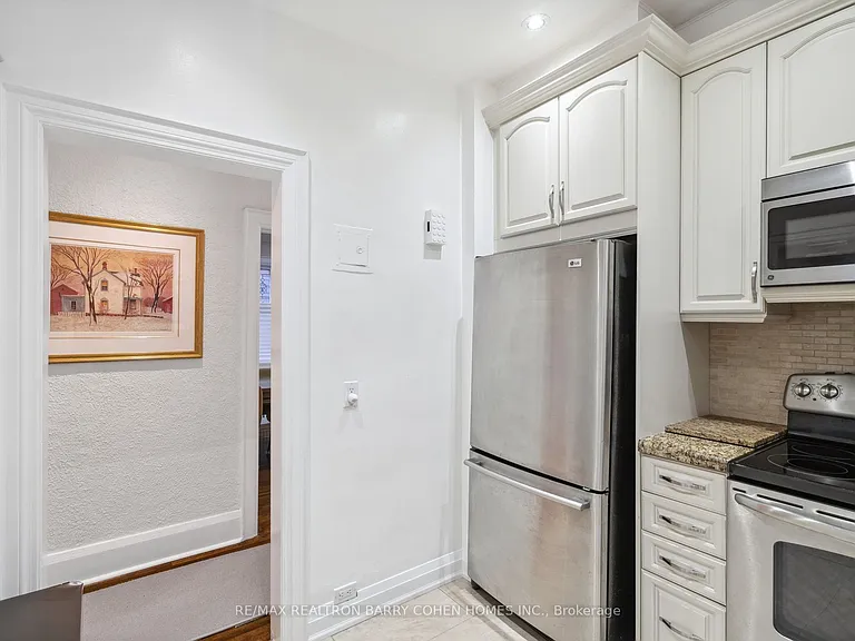 31 Whitehall Rd #MAIN — Photo 14