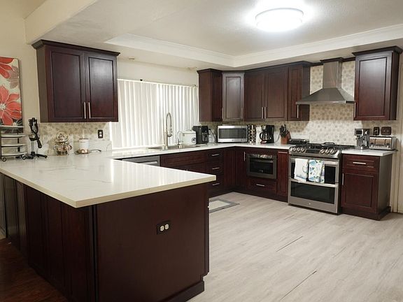 4th image of 2108 N Apple Ave