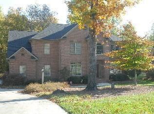 313 Pearce Dr, Jamestown, NC 27282