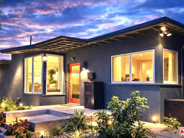 10683 Valleyheart Dr, Studio City, CA 91604