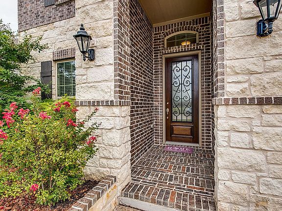 3rd image of 15913 Gladewater Ter