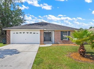 2695 Secret Harbor Dr, Orange Park, FL 32065