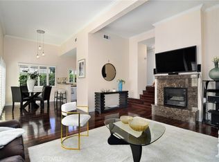 18445 Hatteras St #504, Tarzana, CA 91356