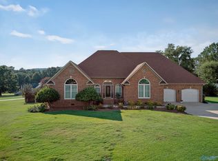 129 Wilson Cir, Gadsden, AL 35901