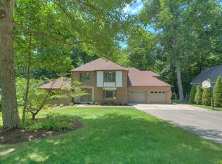 4010 Tall Oaks Dr, Blacksburg, VA 24060