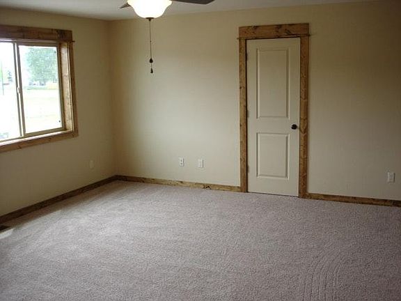 3rd image of 719 Sheridan Ave