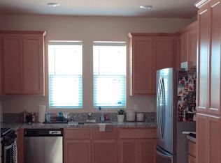 300 Bathbridge Ln, Sacramento, CA
