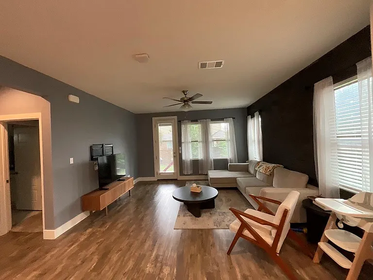 624 Golden Glory Rd — Photo 11