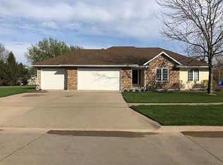 3506 Merritt Rd, Marshalltown, IA 50158