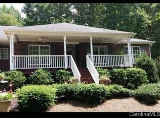 8007 Summit Ridge Dr, Catawba, NC 28609