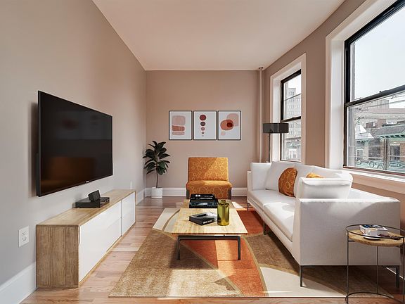 3rd image of 134 Clifton Pl APT 4