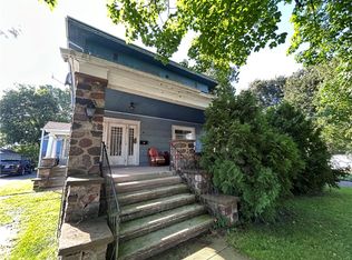 4 S Wayne St, Phelps, NY 14532